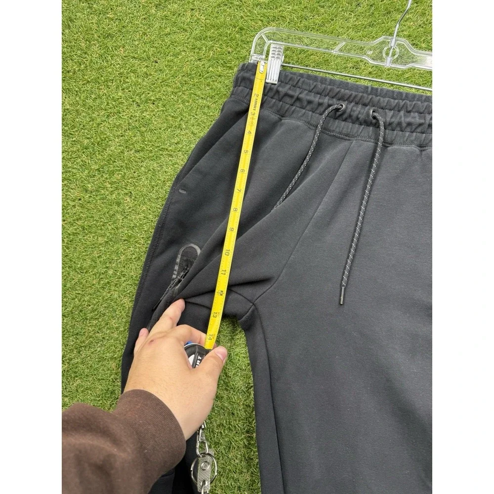 Nike Tech Fleece Pants Boys Youth Medium Joggers Sweatpants Size 6 5-6 Yrs